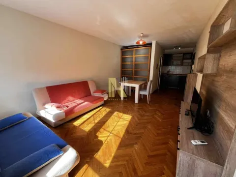 Izdavanje, garsonjera, 29m², Grbavica, Novi Sad Sve Podlokacije - image 2