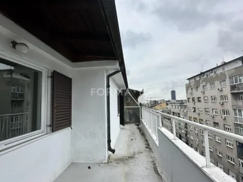 Prodaja, trosoban stan, 79m², Slavija, Vračar Sve Podlokacije - image 4