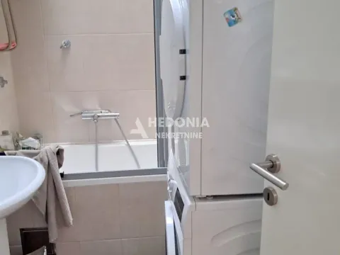 Rent, apartment, 192m², Voždovac Sve Podlokacije, Beograd - image 14