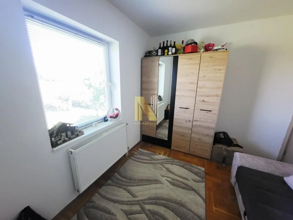 Prodaja, kuća, 119m², Rumenka, Novi Sad Sve Podlokacije