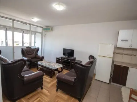 Rent, two bedroom apartment, 60m², City Kvart, Podgorica - image 7