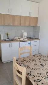 Rent, three bedroom apartment, 90m², Sutomore, Bar - image 5