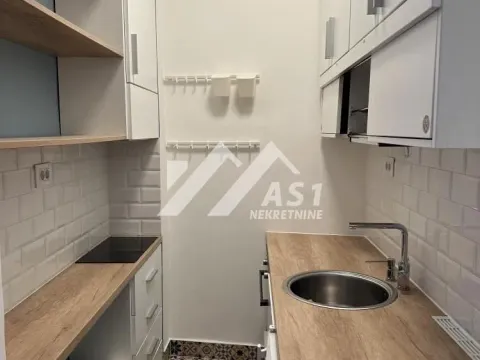 Izdavanje, jednosoban stan, 35m², Novi Sad Sve Podlokacije, Novi Sad - image 4