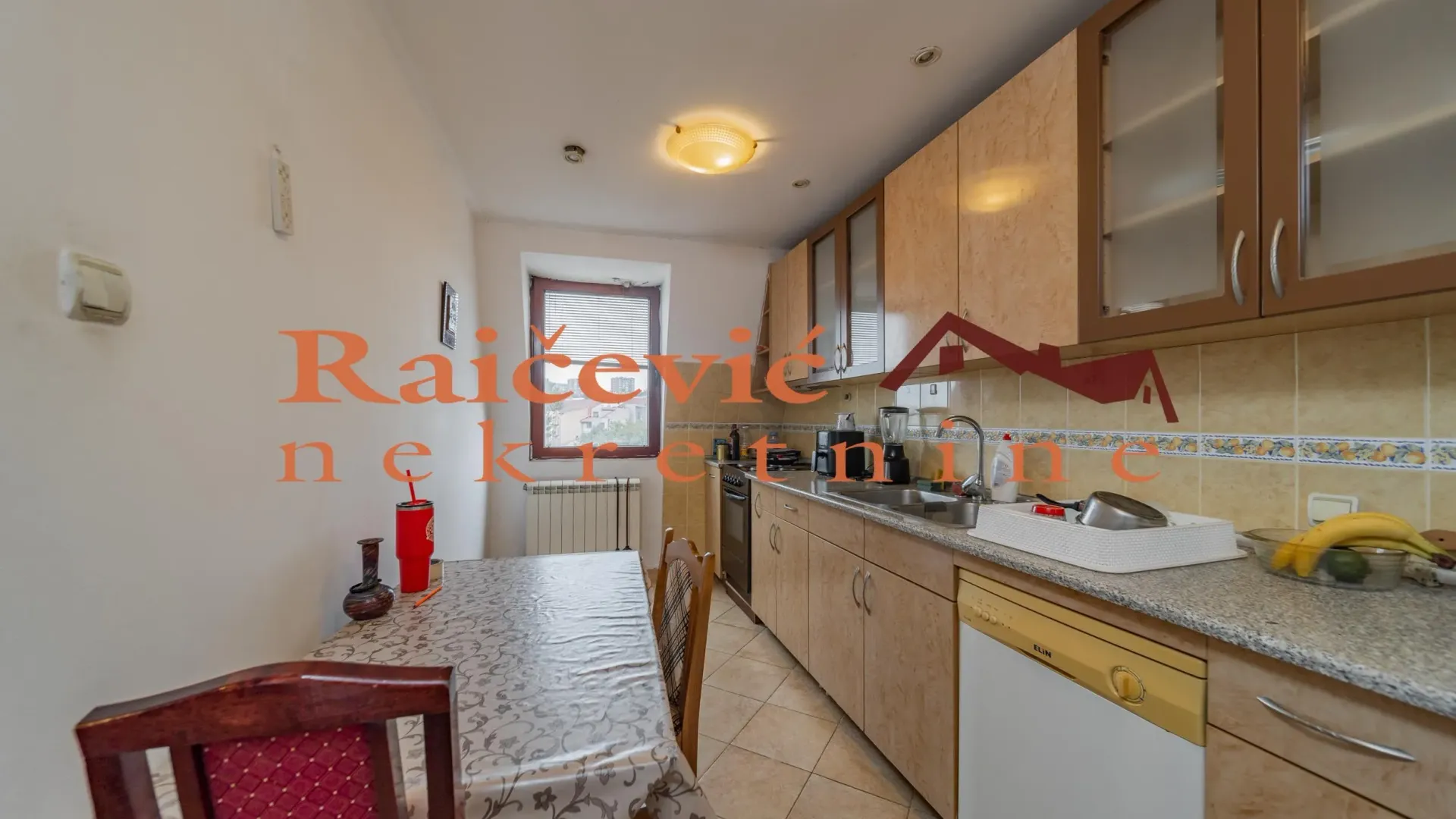 Rent, house, 500m², Zvezdara Sve Podlokacije, Beograd