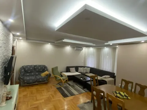 Rent, house, 250m², Karaburško Polje, Podgorica - image 3