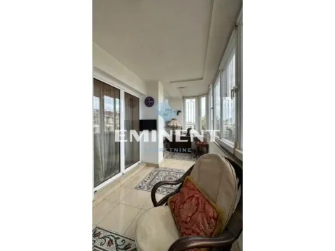 Izdavanje, trosoban stan, 140m², Stari Grad, Beograd - image 20