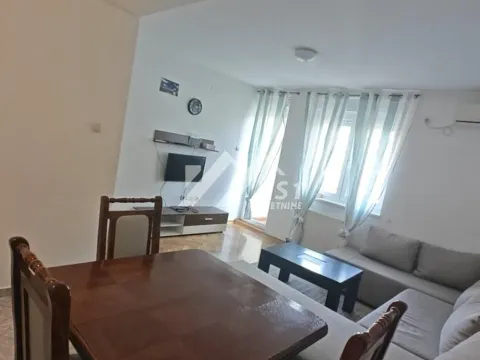 Izdavanje, trosoban stan, 50m², Grbavica, Novi Sad Sve Podlokacije - image 2