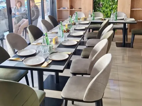 Rent, office space, 97m², Budva, Crna Gora - image 7