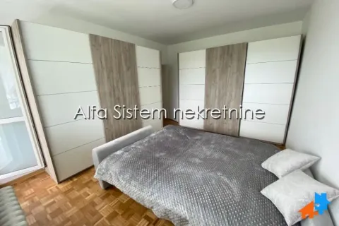 Rent, two bedroom apartment, 52m², Šumice, Beograd - image 4