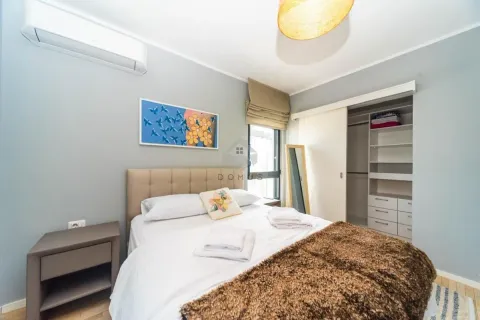 Izdavanje, trosoban stan, 95m², Dalmatinska ulica, Podgorica - image 21