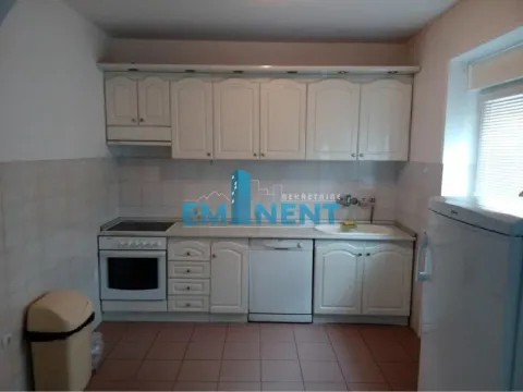 Izdavanje, kuća, 360m², Zemun Gornji Grad, Zemun Sve Podlokacije - image 5