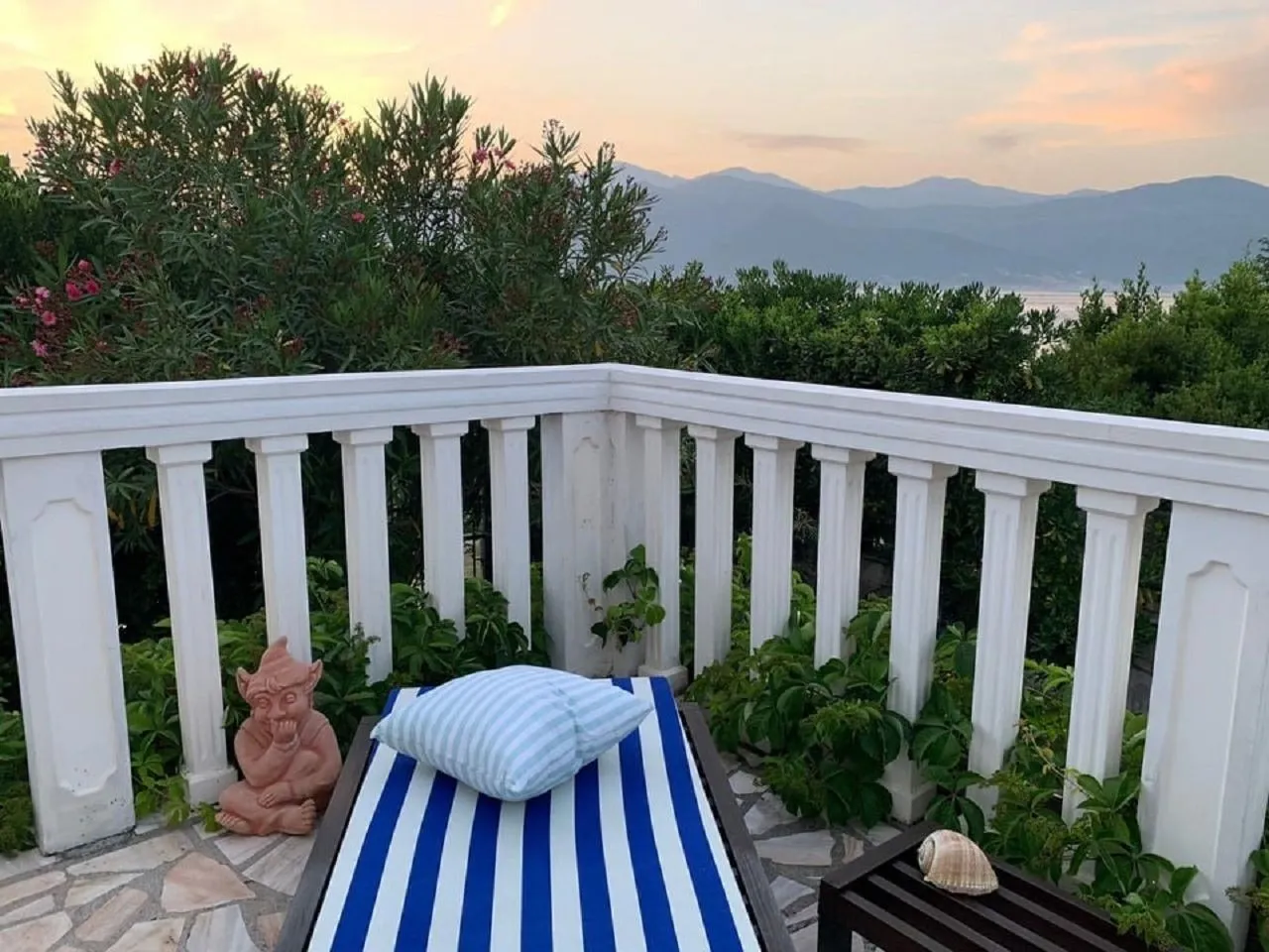 Prodaja, kuća, 176m², Krašići, Tivat