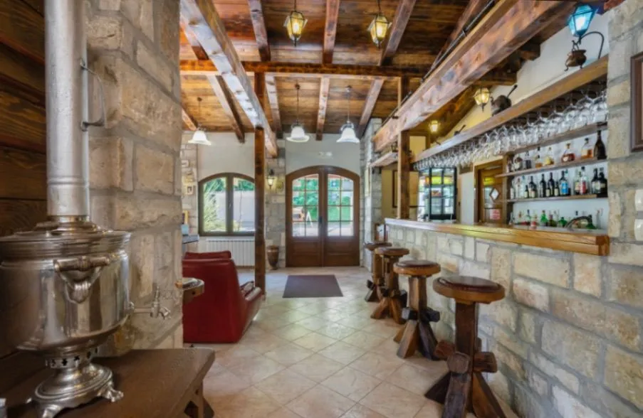 Prodaja,  ugostiteljski objekat, 94m2, Sutorina, Herceg Novi