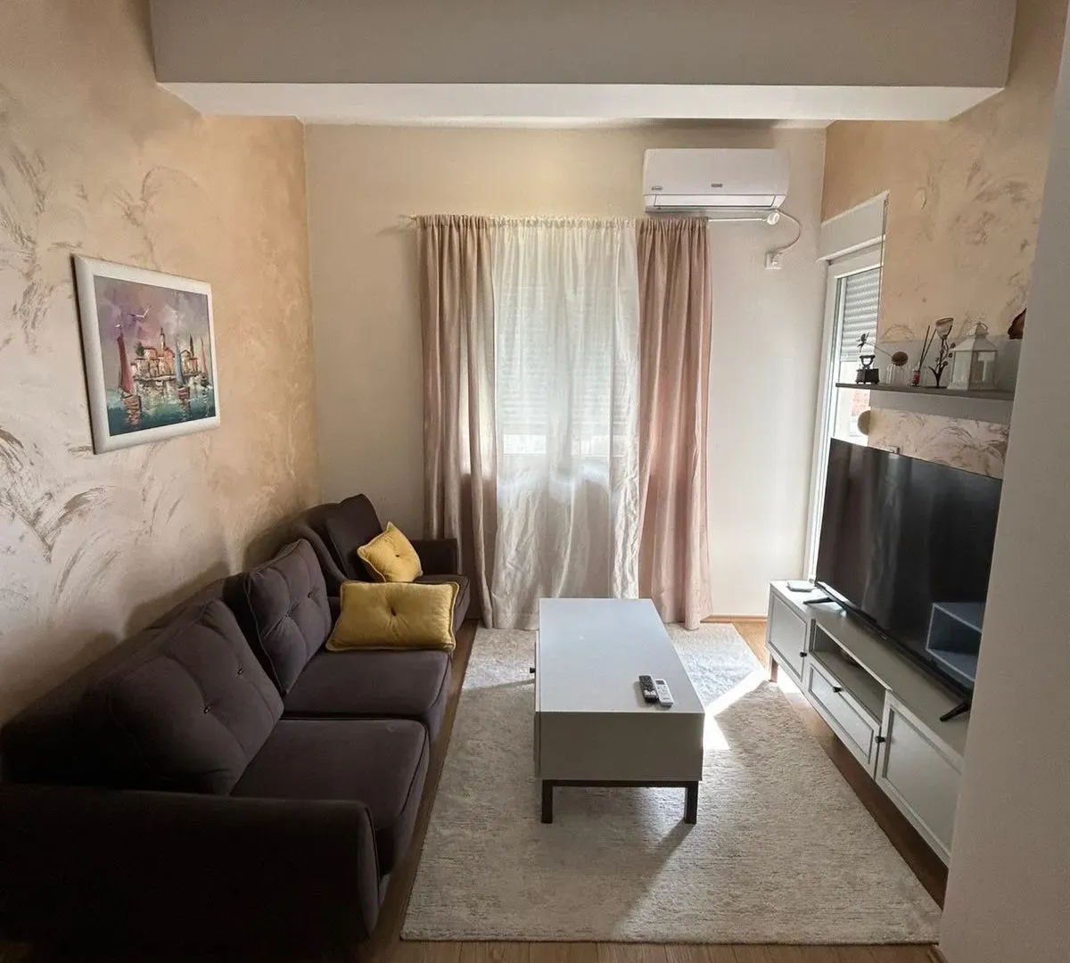 Rent, one bedroom apartment, 45m², Ljubović, Podgorica