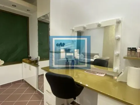 Izdavanje, poslovni prostor, 37m², Centar, Paraćin - image 5