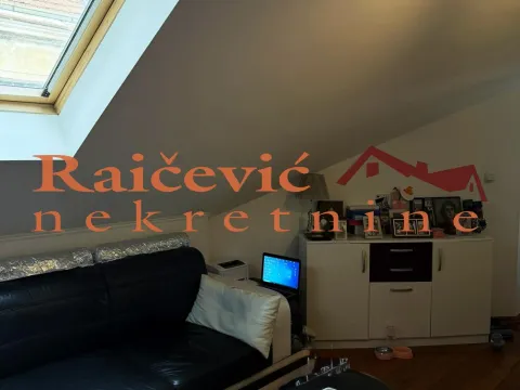 Prodaja, trosoban stan, 66m², Stari Grad, Beograd - image 2