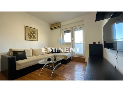 Izdavanje, stan, 55m², Čukarica, Beograd - image 2