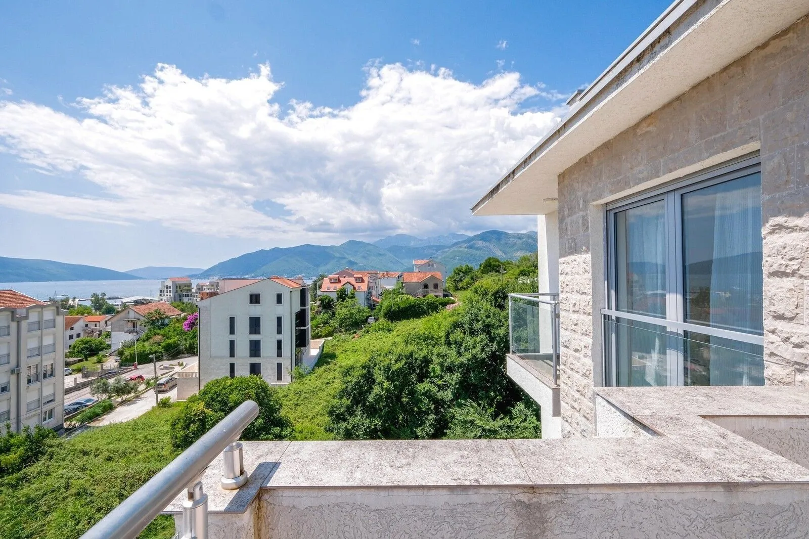 Prodaja, trosoban stan, 116m², Tivat, Crna Gora