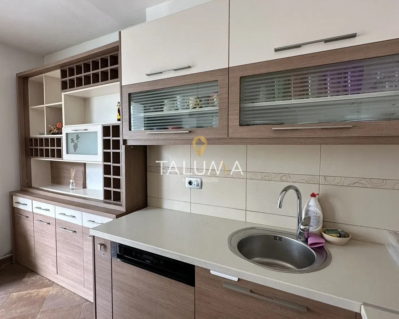 Rent, one bedroom apartment, 54m², Preko Morače, Podgorica