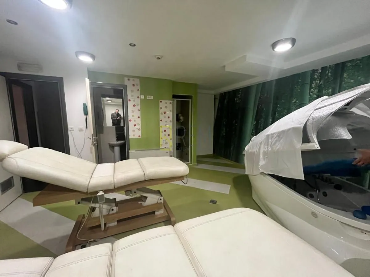 Sale, office space, 327m², Blok 5, Podgorica