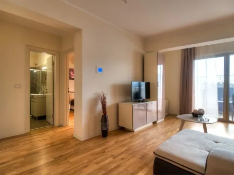 Prodaja, četvorosoban stan, 125m², Bečići, Budva - image 7
