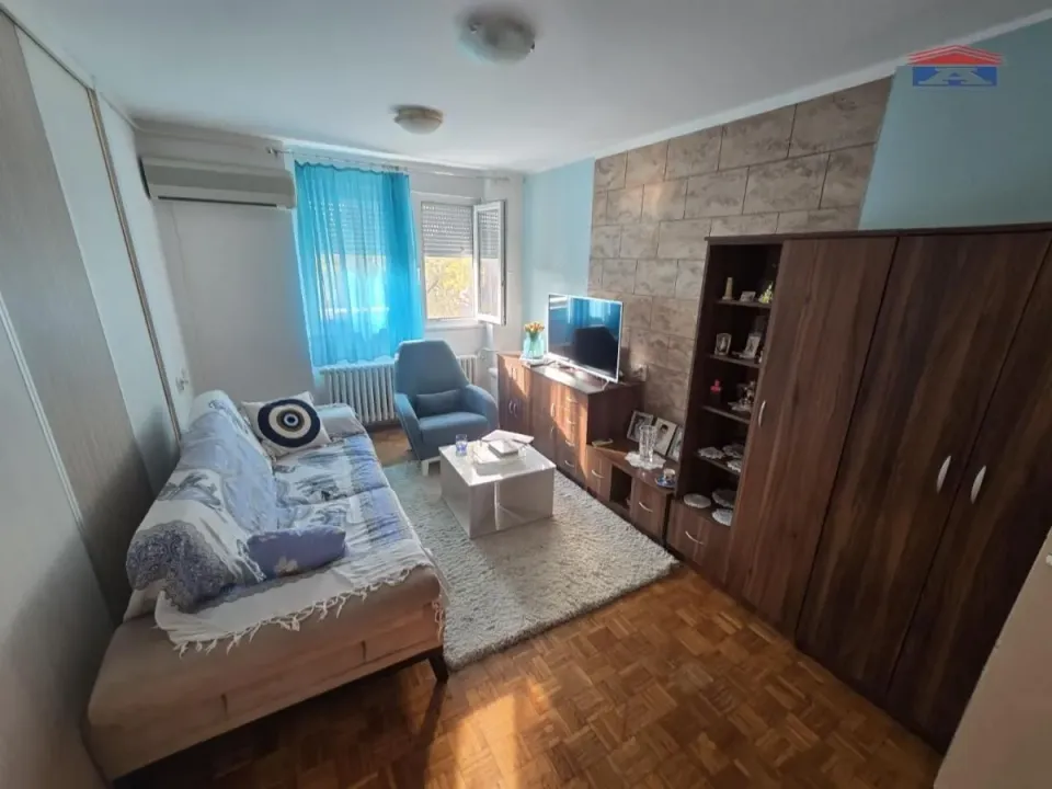 Sale, two bedroom apartment, 43m², Banatić, Novi Sad Sve Podlokacije