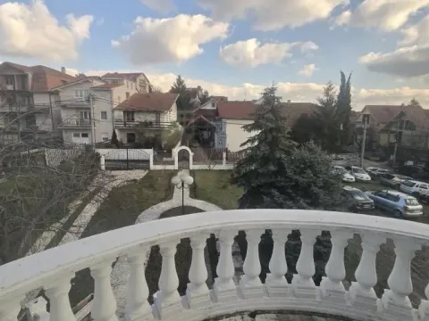 Prodaja, kuća, 390m², Mali Mokri Lug, Zvezdara Sve Podlokacije - image 8