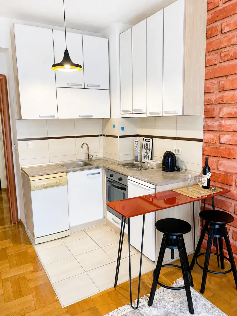 Stan-na-dan, garsonjera, 30m², Kod Big Fashion-a, Podgorica