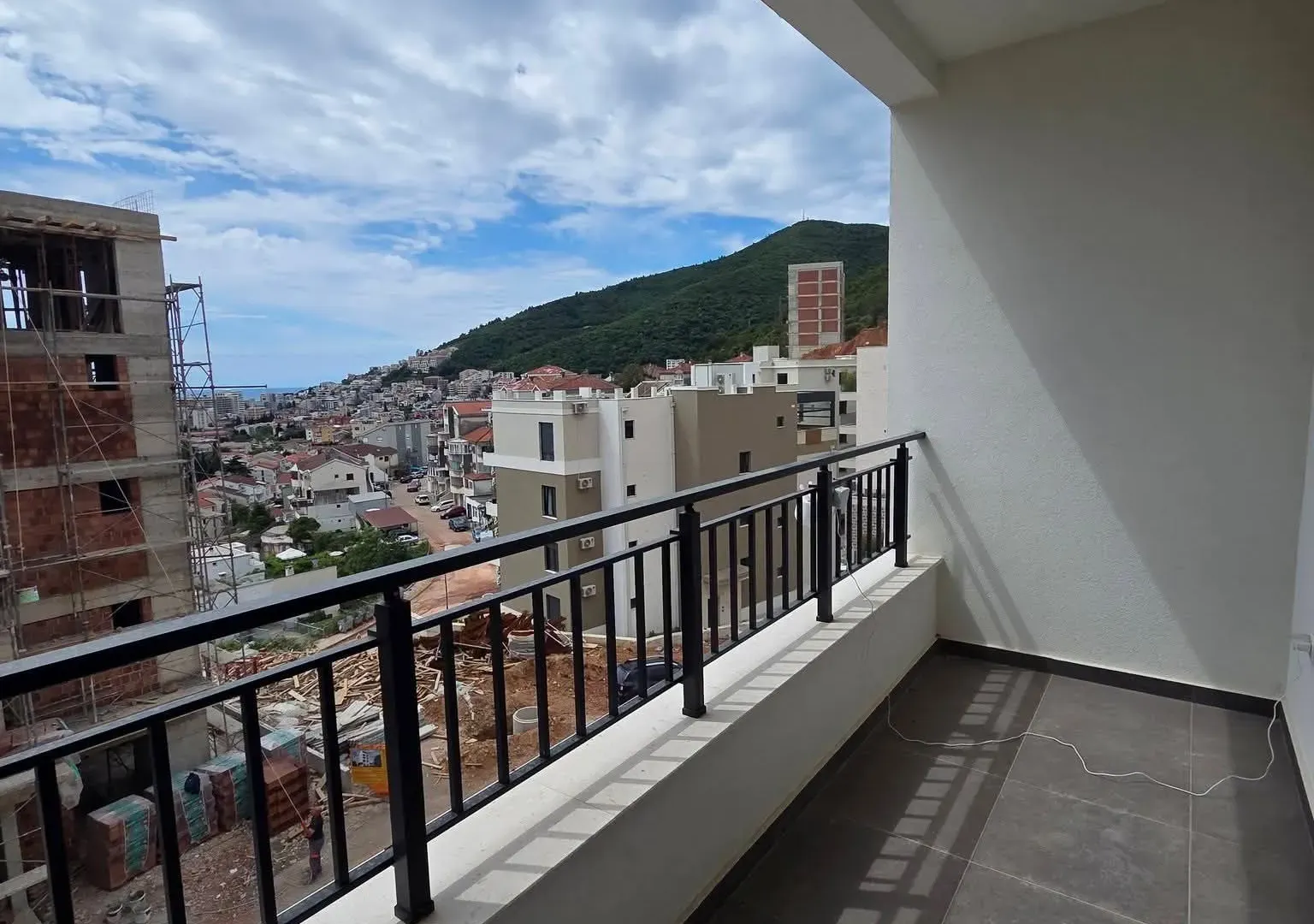 Prodaja, dvosoban stan, 64m², Dubovica, Budva