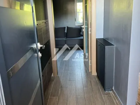 Sale, four bedroom apartment, 73m², Karagača, Petrovaradin - image 7