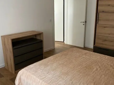 Rent, one bedroom apartment, 64m², Mažina, Tivat - image 10