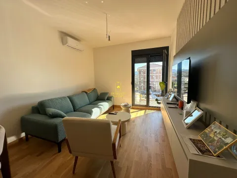 Prodaja, jednosoban stan, 41m², Tološi, Podgorica - image 1