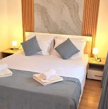 Izdavanje, dvosoban stan, 70m², Lastva Grbaljska, Kotor - image 19