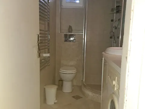 Sale, three bedroom apartment, 74m², Autokomanda, Voždovac Sve Podlokacije - image 9