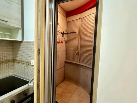 Izdavanje, jednosoban stan, 36m², Stari Aerodrom, Podgorica - image 4