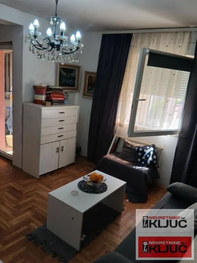 Prodaja, garsonjera, 28m², Podbara, Novi Sad Sve Podlokacije