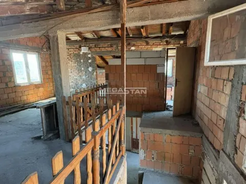 Prodaja, kuća, 414m², Mali Mokri Lug, Zvezdara Sve Podlokacije - image 9