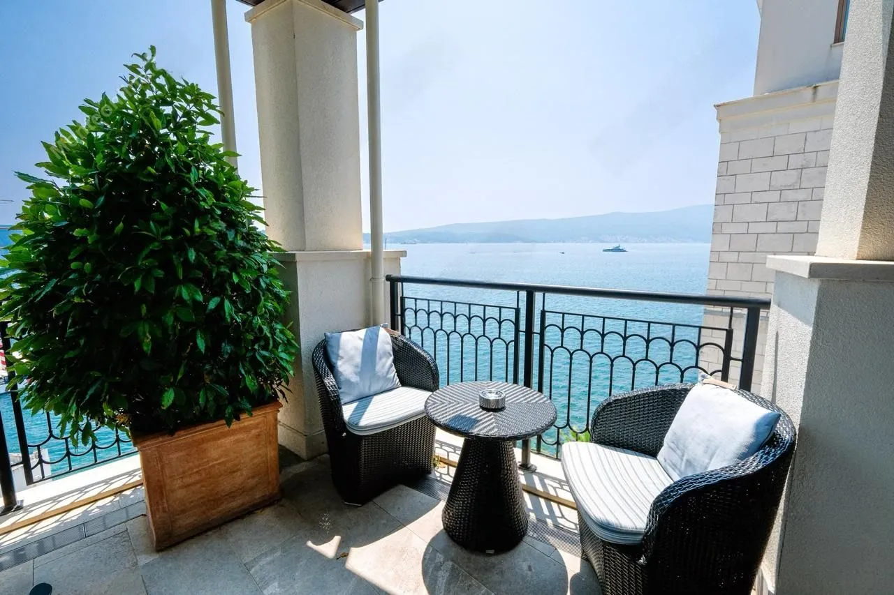 Prodaja, dvosoban stan, 135m², Porto Montenegro, Tivat