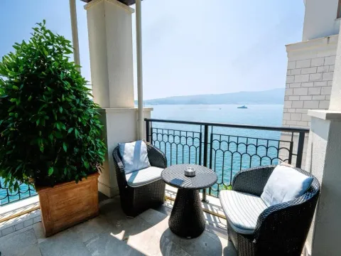 Prodaja, dvosoban stan, 135m², Porto Montenegro, Tivat - image 16