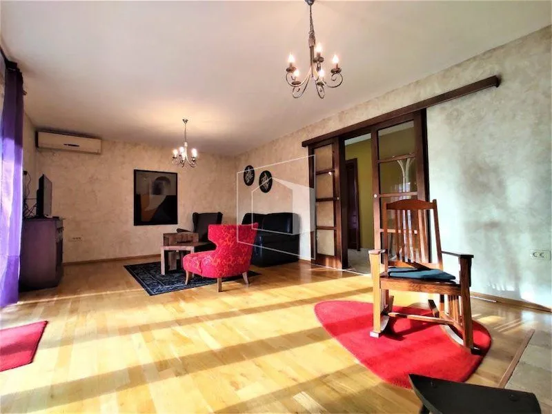 Rent, house, 180m², Mareza, Podgorica