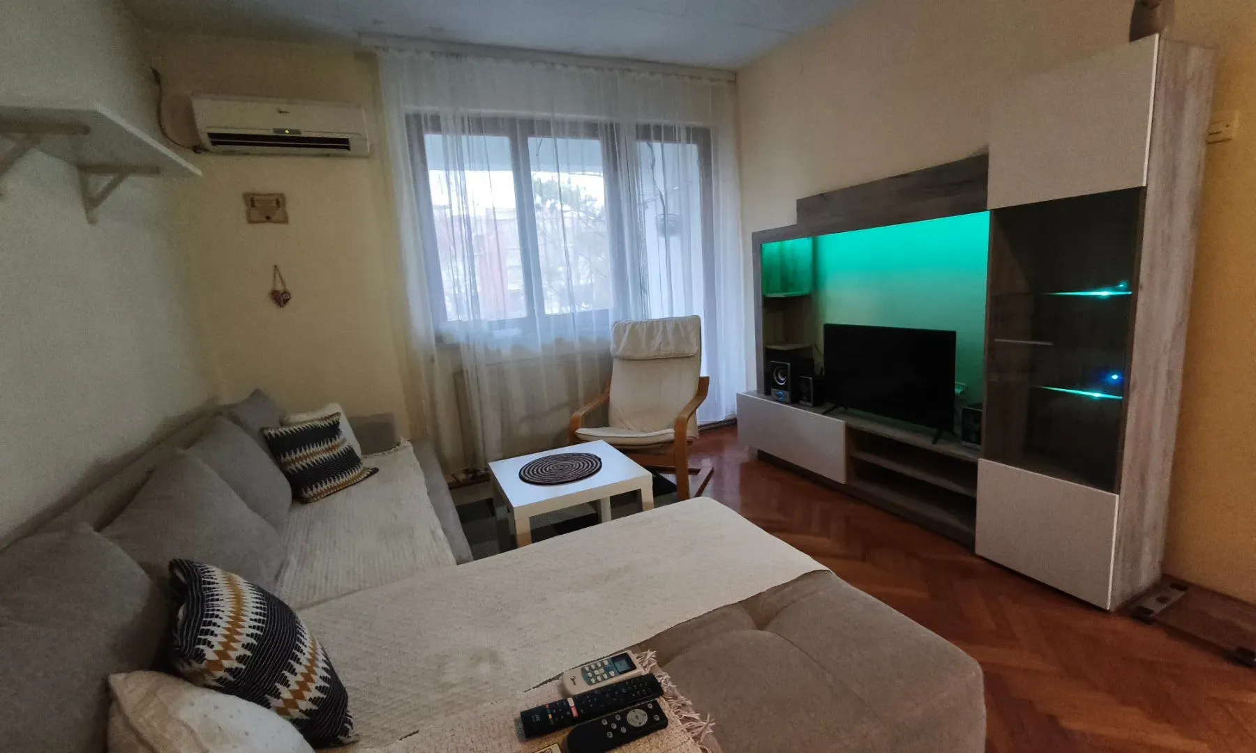 Rent, two bedroom apartment, 44m², Vojna Bolnica, Niš