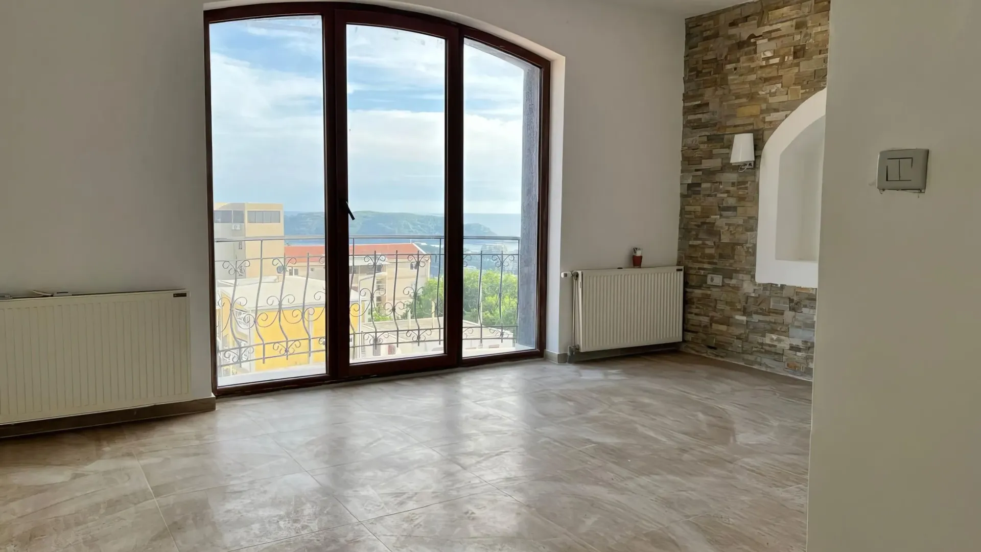 Prodaja, kuća, 360m², Bečići, Budva