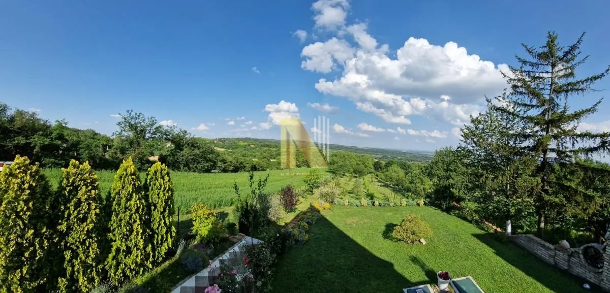 Prodaja, kuća, 130m², Sremska Mitrovica, Srbija