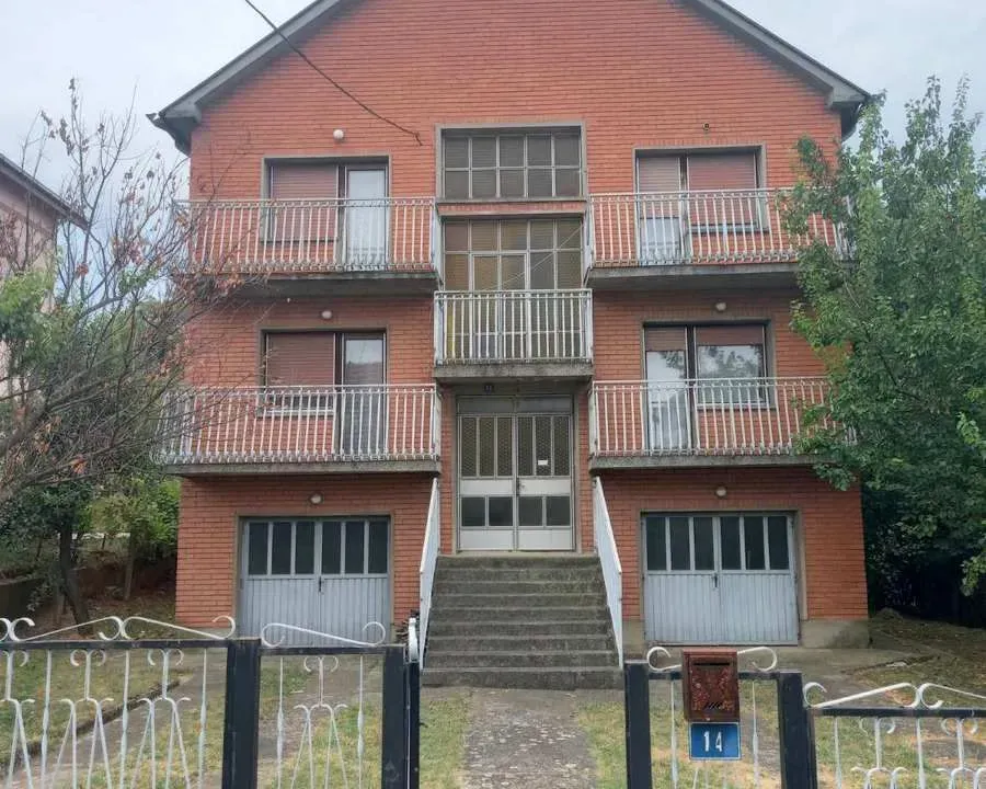 Prodaja, kuća, 388m², Boljevac, Srbija