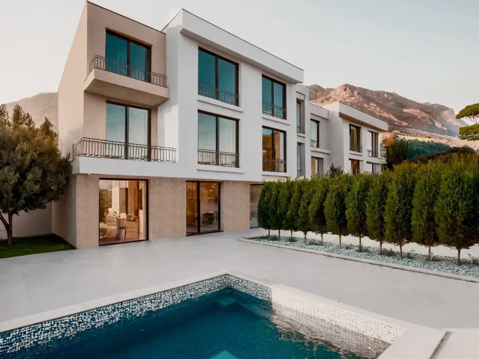 Sale, house, 225m², Blizikuće, Budva