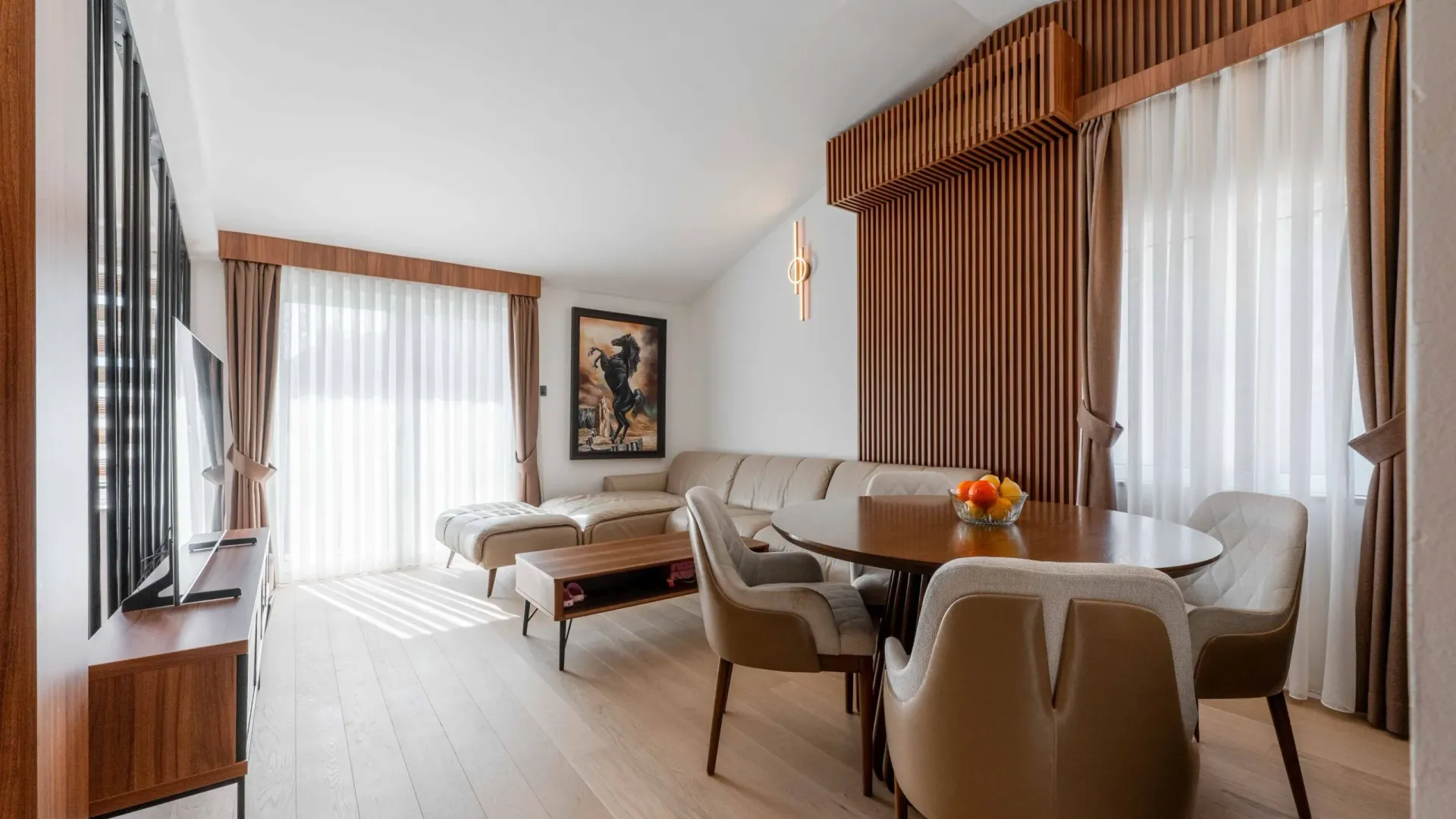 Sale, two bedroom apartment, 81m², Petrovac, Budva
