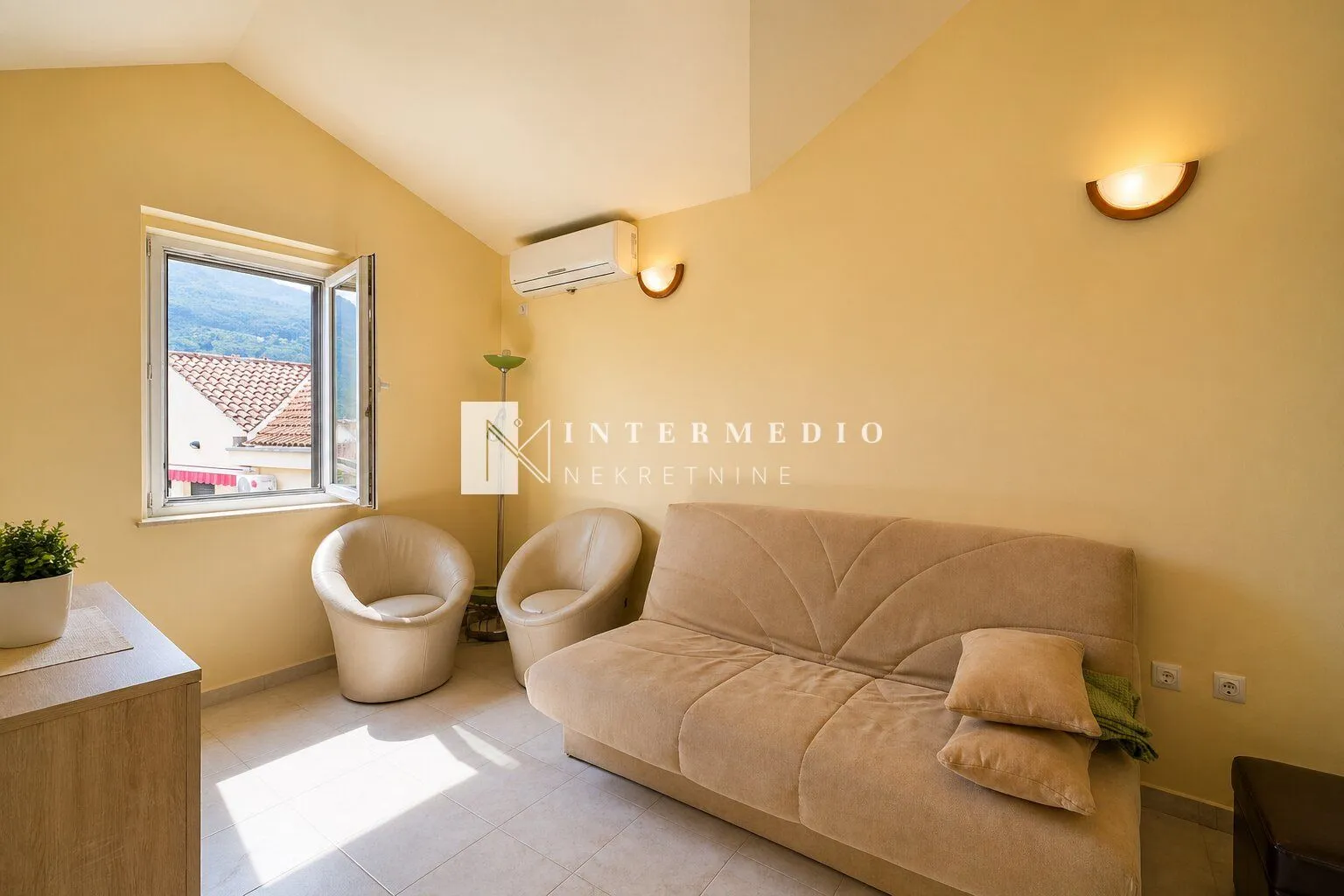 Prodaja, jednosoban stan, 58m², Đenovići, Herceg Novi