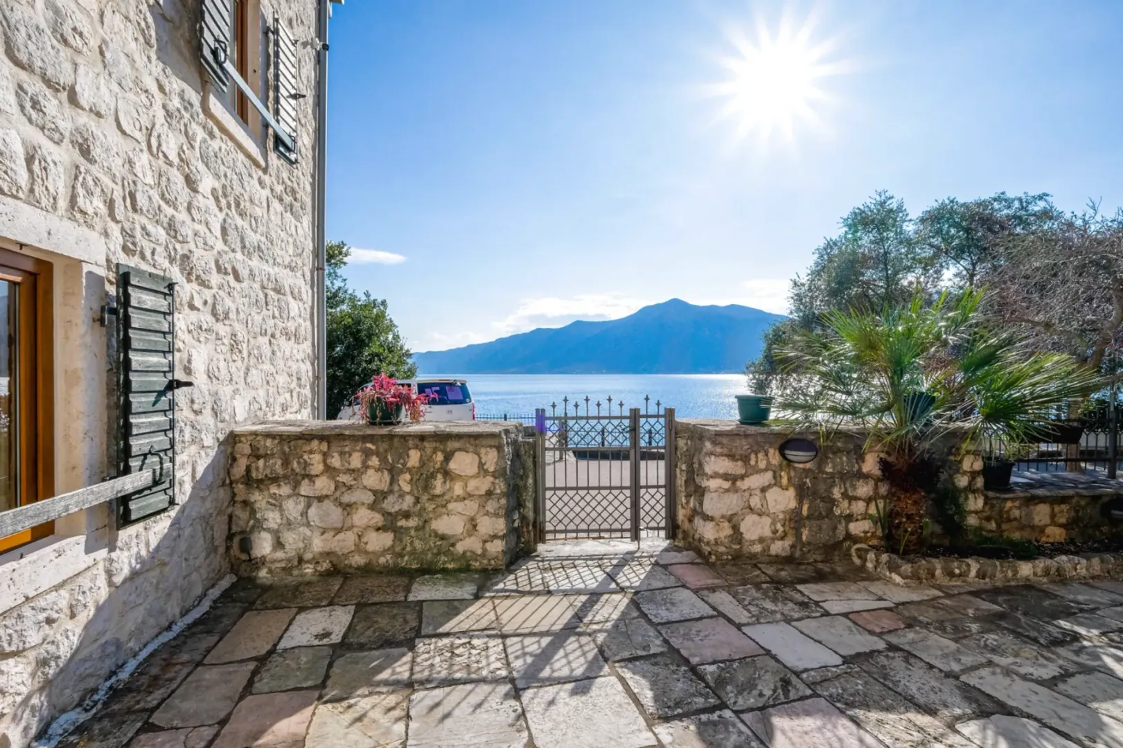 Sale, house, 500m², Orahovac, Kotor