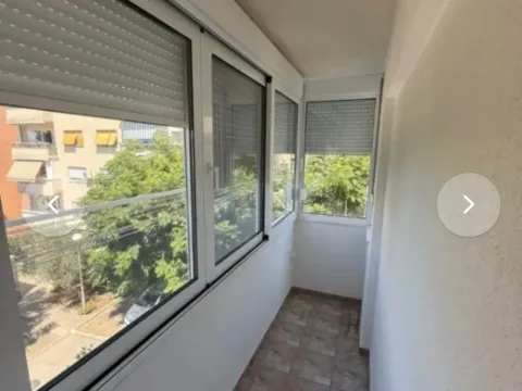 Sale, two bedroom apartment, 52m², Centar, Tivat - image 4