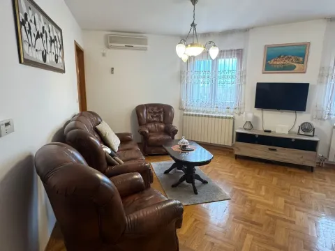 Rent, one bedroom apartment, 57m², Bar, Crna Gora - image 1